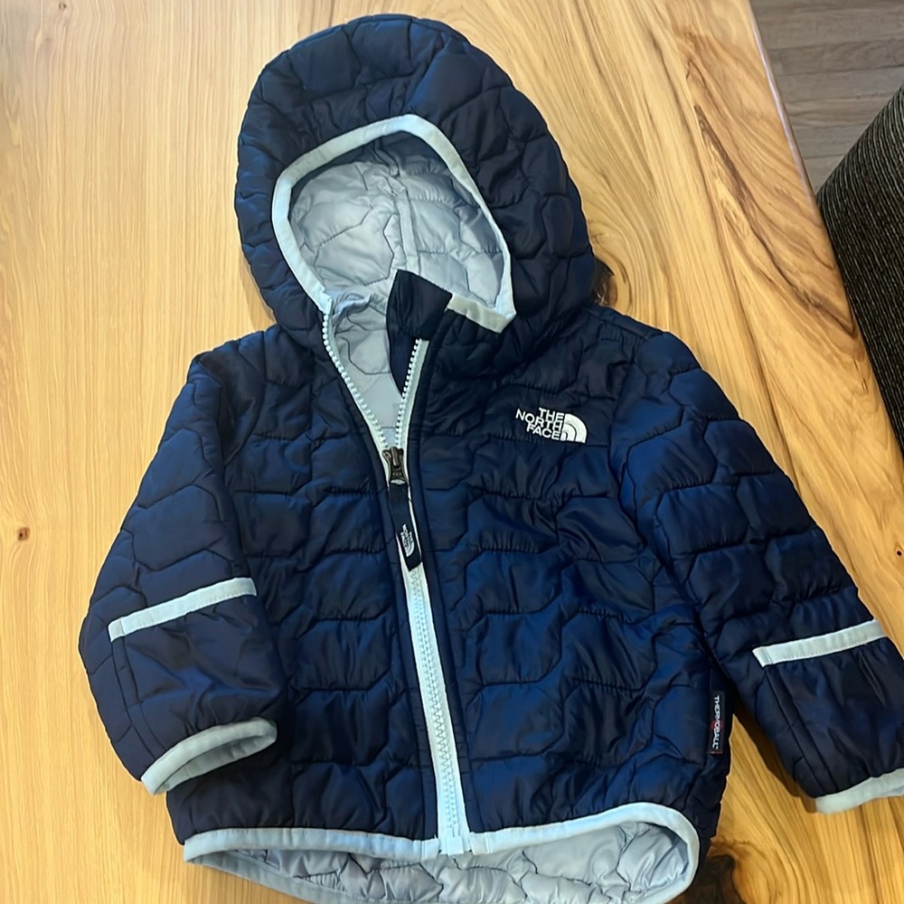 North face lightweight insulated coat baby